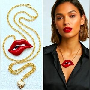 Gold plated red lips necklace/brooch